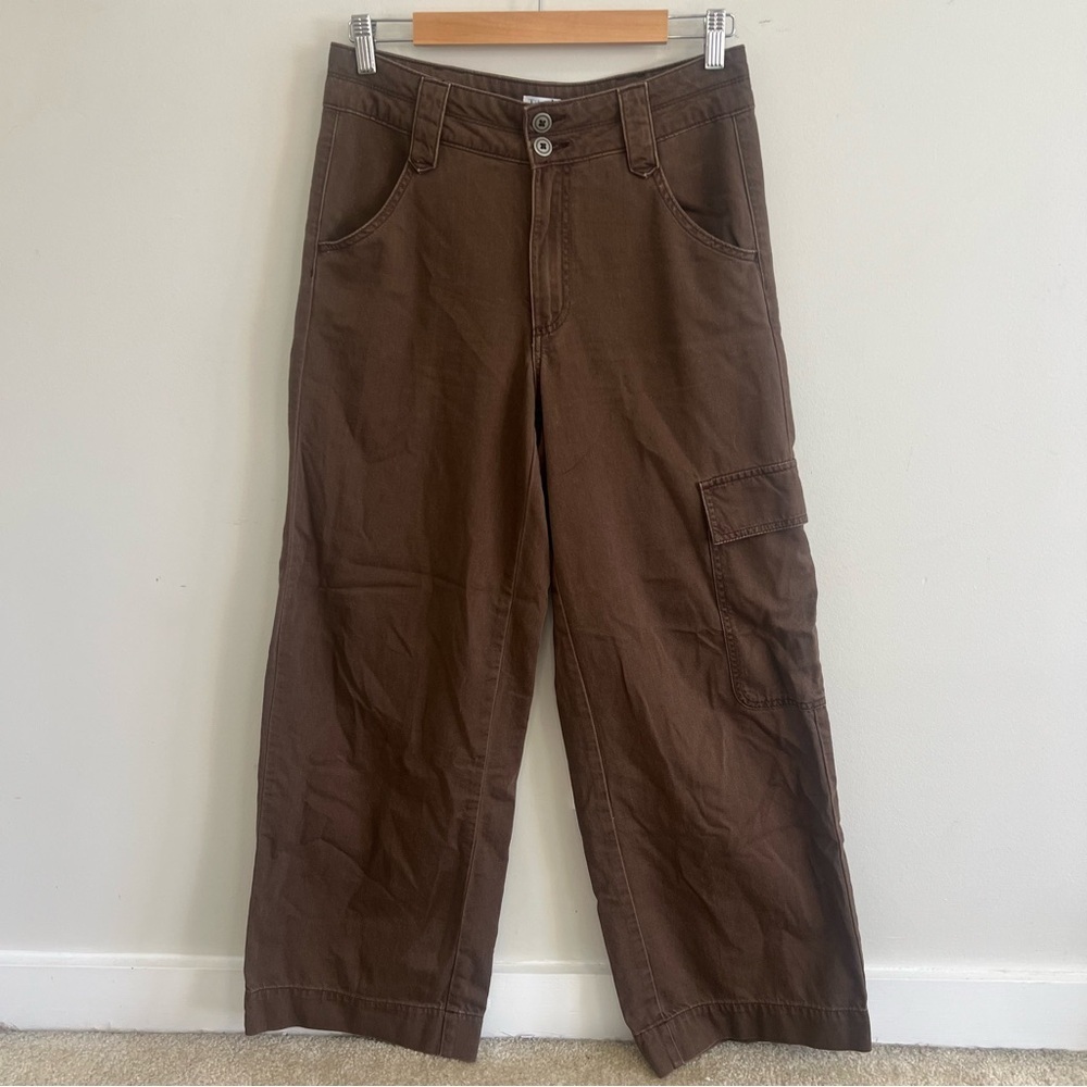 Time and Tru Women’s Wide Leg Cargo Pants Dark Brown High Waisted Relaxed Fit